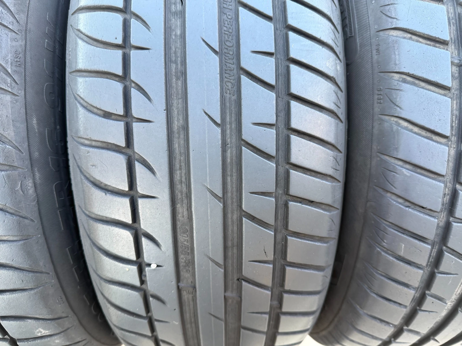 Гуми Летни 205/55R16, снимка 6 - Гуми и джанти - 53837450