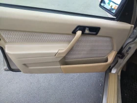 Mercedes-Benz 190 190 2.0, снимка 12