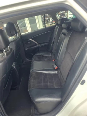 Toyota Avensis 2.0i Бензин Автоматик, снимка 12