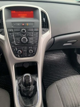 Opel Astra 1.4 Sports Tourer, снимка 12