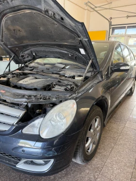 Mercedes-Benz R 320 На части 
