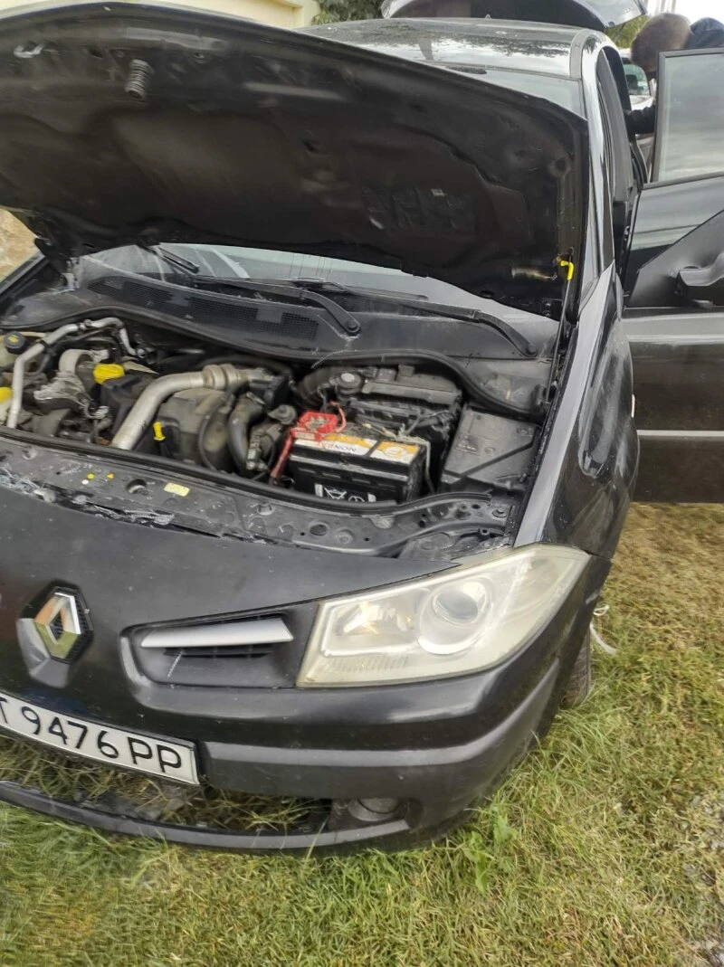 Renault Megane, снимка 3 - Автомобили и джипове - 47672621