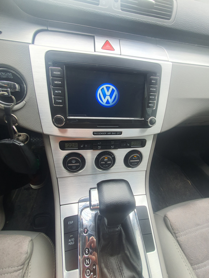 VW Passat, снимка 6 - Автомобили и джипове - 45357249