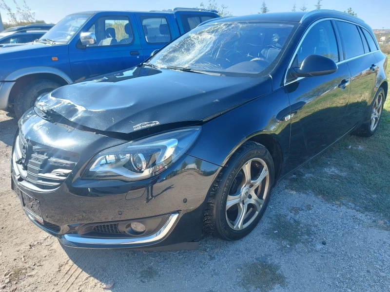 Opel Insignia 1.6cdti, снимка 1 - Автомобили и джипове - 47497628