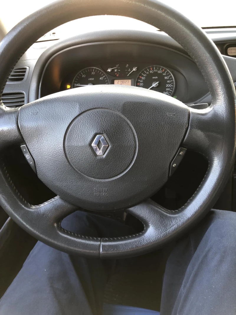 Renault Laguna, снимка 9 - Автомобили и джипове - 48712702