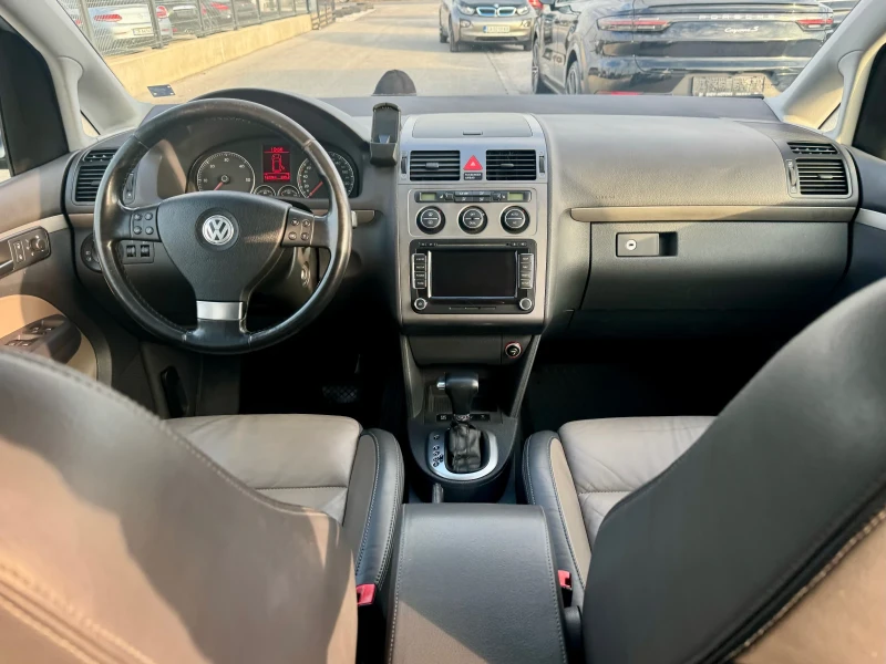 VW Touran CROSS DSG 2.0TDI 6+ 1 full, снимка 6 - Автомобили и джипове - 48784335