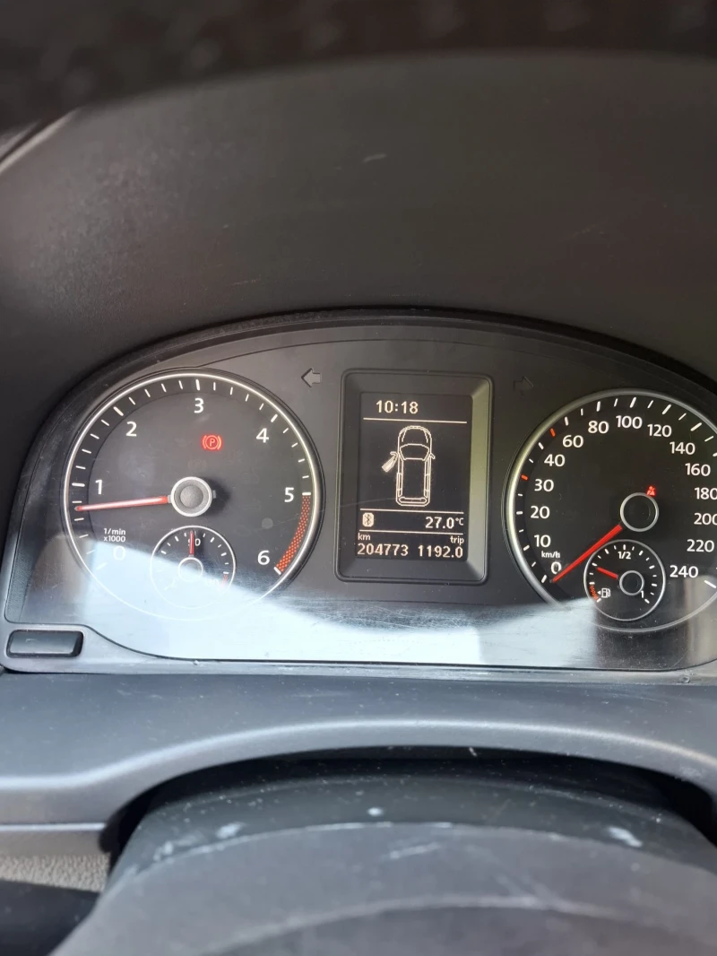 VW Caddy MAXI инвалидна рампа, снимка 11 - Автомобили и джипове - 52037881