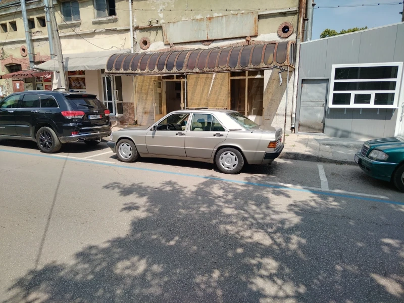 Mercedes-Benz 190 190 2.0, снимка 15 - Автомобили и джипове - 52912565