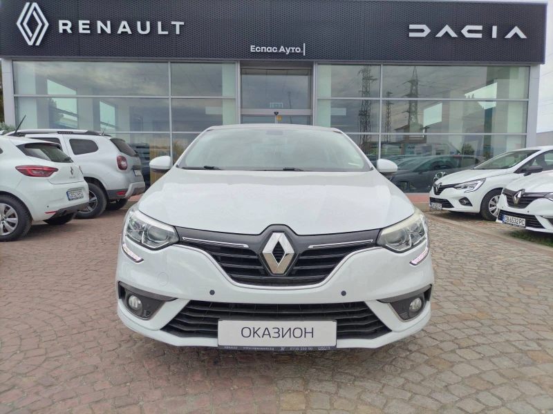 Renault Megane Sedan TCe 140 бензин Stop&Start BVM6, снимка 2 - Автомобили и джипове - 51440547