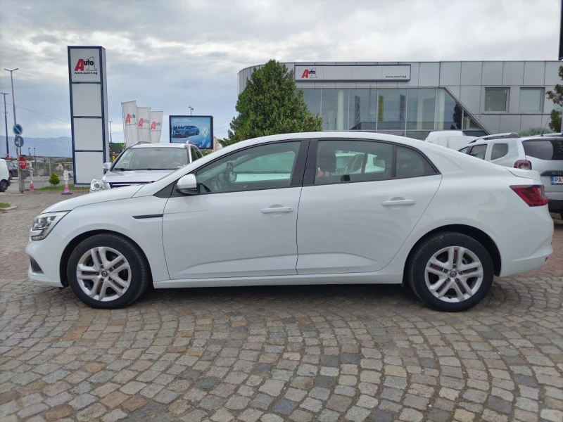 Renault Megane Sedan TCe 140 бензин Stop&Start BVM6, снимка 4 - Автомобили и джипове - 51440547