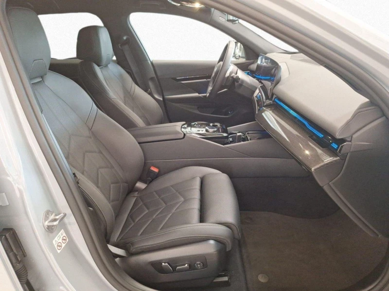 BMW 520 d TOURING M-SPORT PAKET H/K HEAD UP LED 360CAMERA , снимка 12 - Автомобили и джипове - 51526850