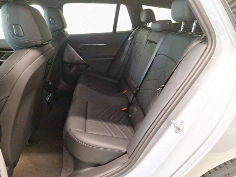 BMW 520 d TOURING M-SPORT PAKET H/K HEAD UP LED 360CAMERA , снимка 13 - Автомобили и джипове - 51526850