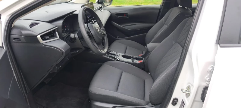 Toyota Corolla, снимка 9 - Автомобили и джипове - 52620720
