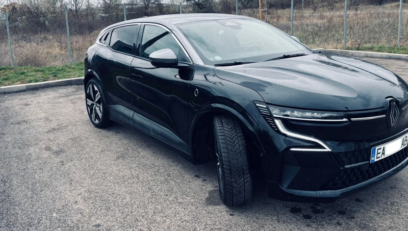 Renault Megane E-TECH Iconic EV60 Super Charge, снимка 2 - Автомобили и джипове - 52507893