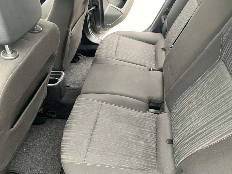 Opel Astra 1.4 Sports Tourer, снимка 11 - Автомобили и джипове - 52898234