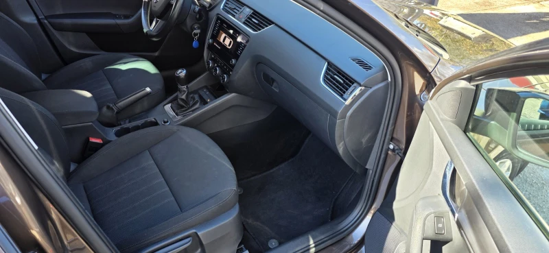 Skoda Octavia, снимка 5 - Автомобили и джипове - 53087556