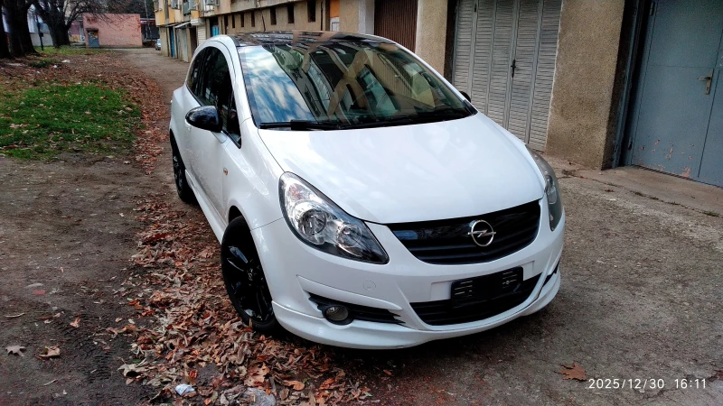 Opel Corsa 1.2 OPC LINE Limited Edition, снимка 8 - Автомобили и джипове - 53142753