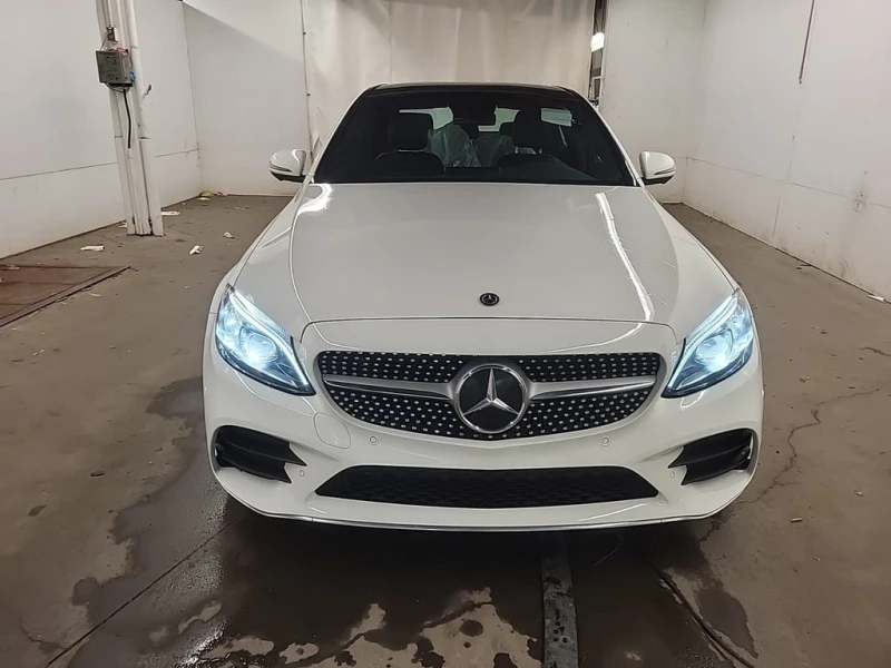 Mercedes-Benz C 300 / AMG PKG / MultiBeam / AMBIENT / PANO / CARFAX, снимка 6 - Автомобили и джипове - 53248853