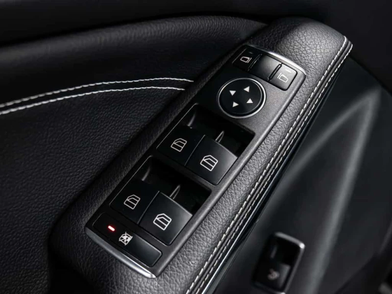 Mercedes-Benz CLA * 250 4MATIC BLIND SPOTS NAVI REAR VIEW CAMERA * C, снимка 7 - Автомобили и джипове - 53537432