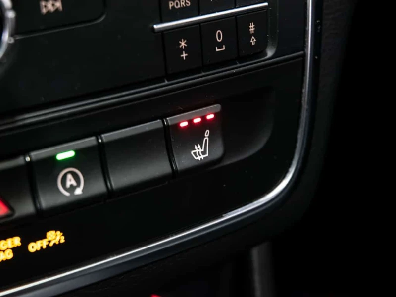 Mercedes-Benz CLA * 250 4MATIC BLIND SPOTS NAVI REAR VIEW CAMERA * C, снимка 14 - Автомобили и джипове - 53537432