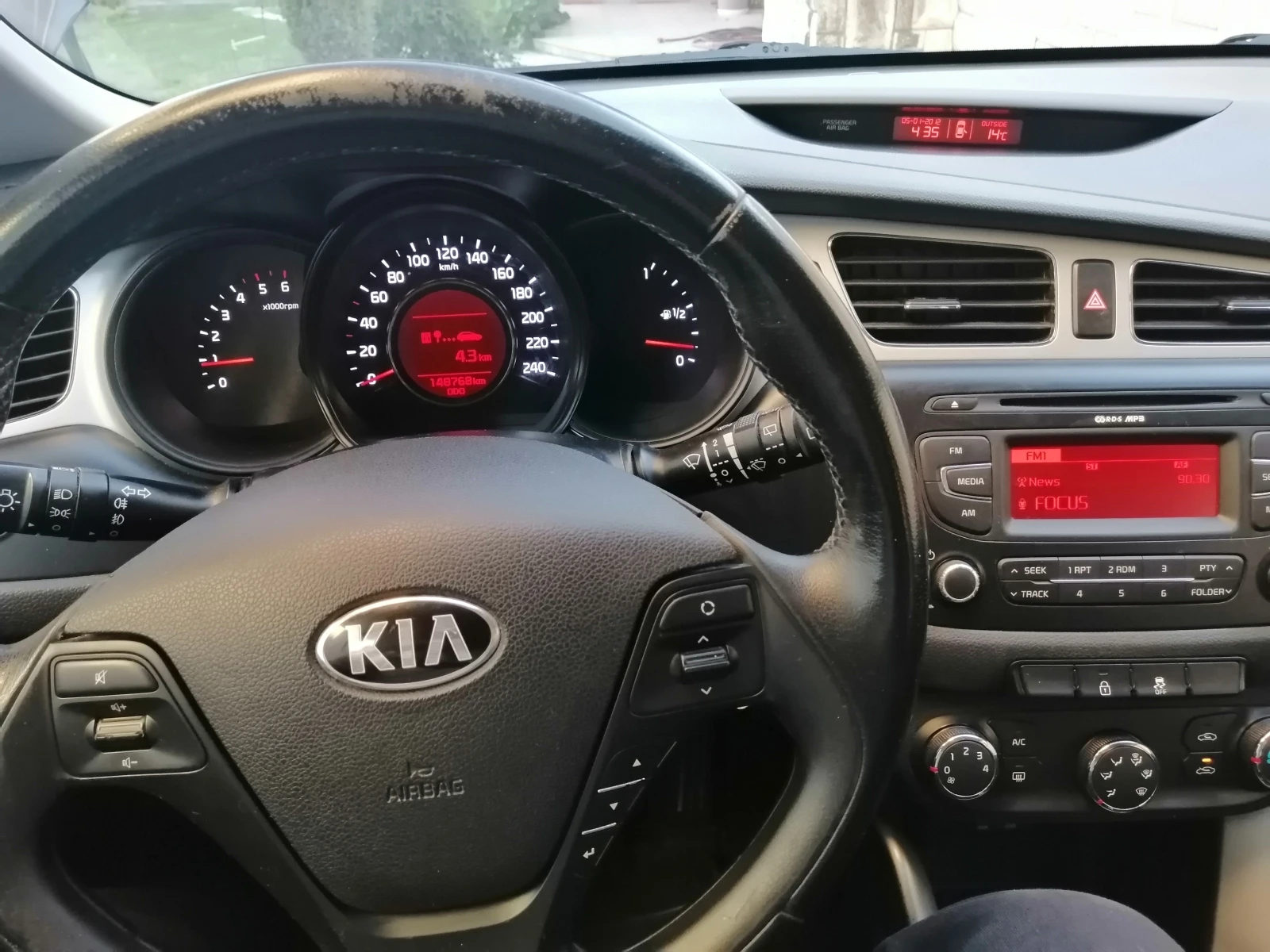 Kia Ceed 1.6 CRDi - изображение 9