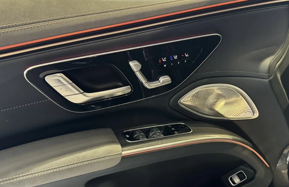 Mercedes-Benz EQS 580/4M/AMG-LINE/PREMIUM/PANO/ - изображение 10