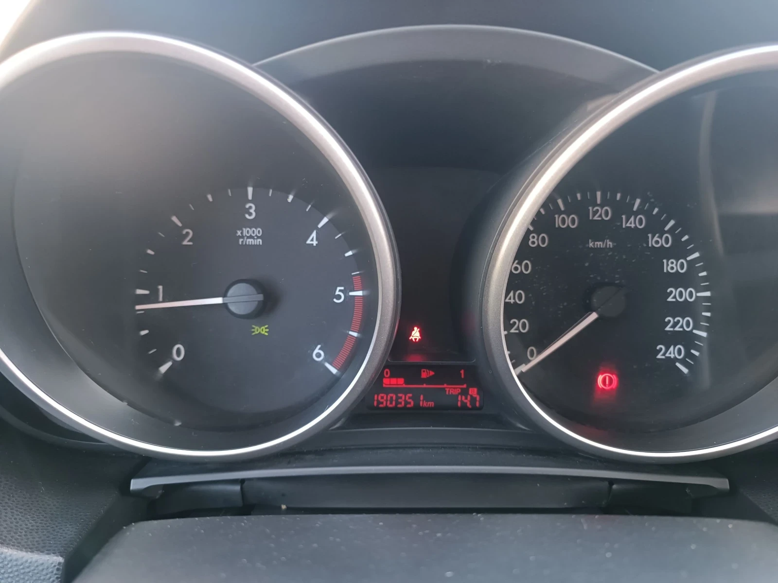 Mazda 5 1.6HDI 116    | Mobile.bg   15