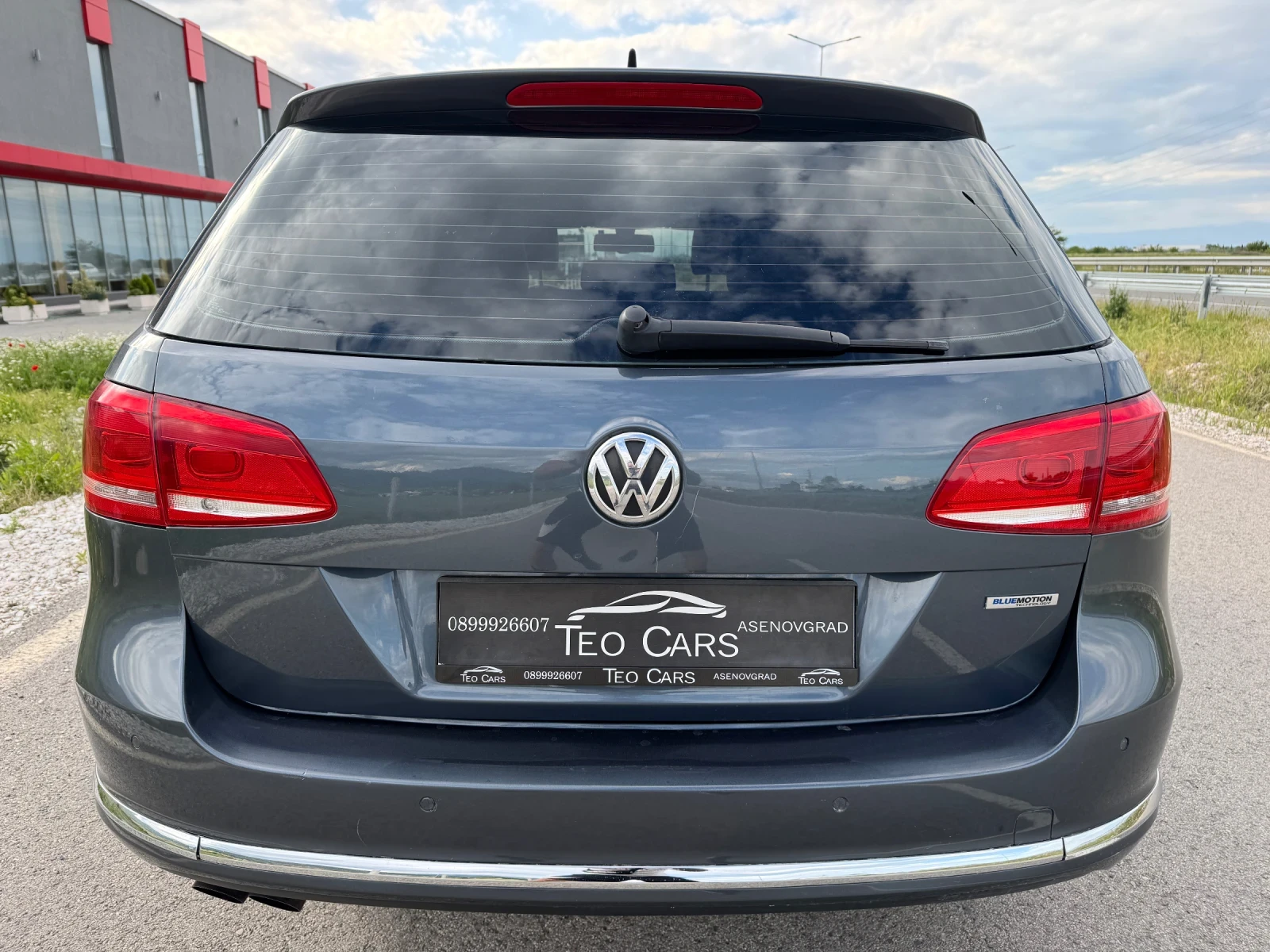 VW Passat 2.0 TDI / DSG / HIGHLINE / NAVI / KOJA / PODGREV - изображение 6