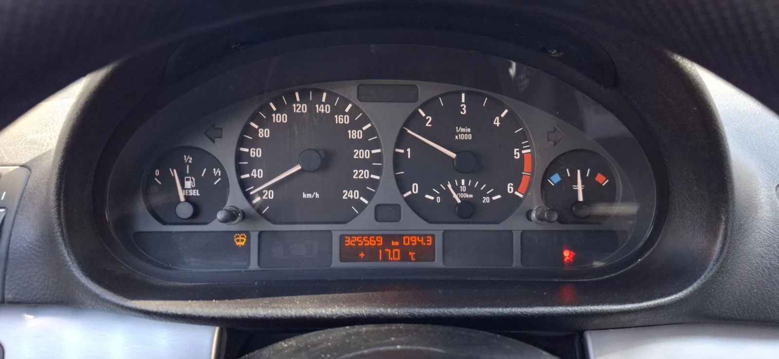 BMW 320  - изображение 3