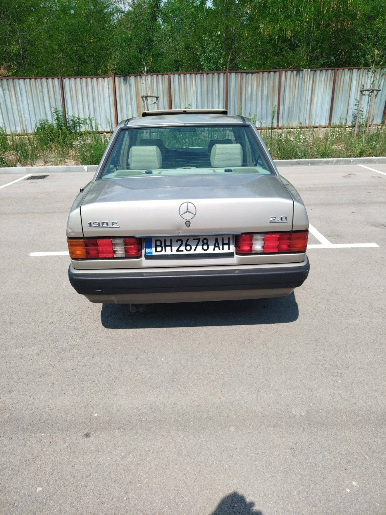 Mercedes-Benz 190 190 2.0 - изображение 4