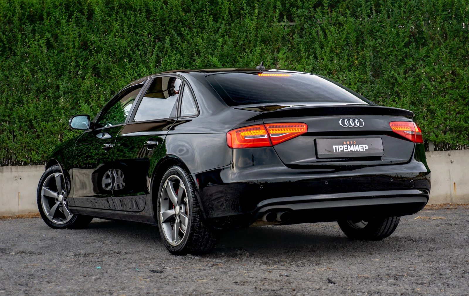 Audi A4 2.0TDI-B8-6М ГАРАНЦИЯ РЕАЛНИ КИЛОМЕТРИ!!!! - изображение 4