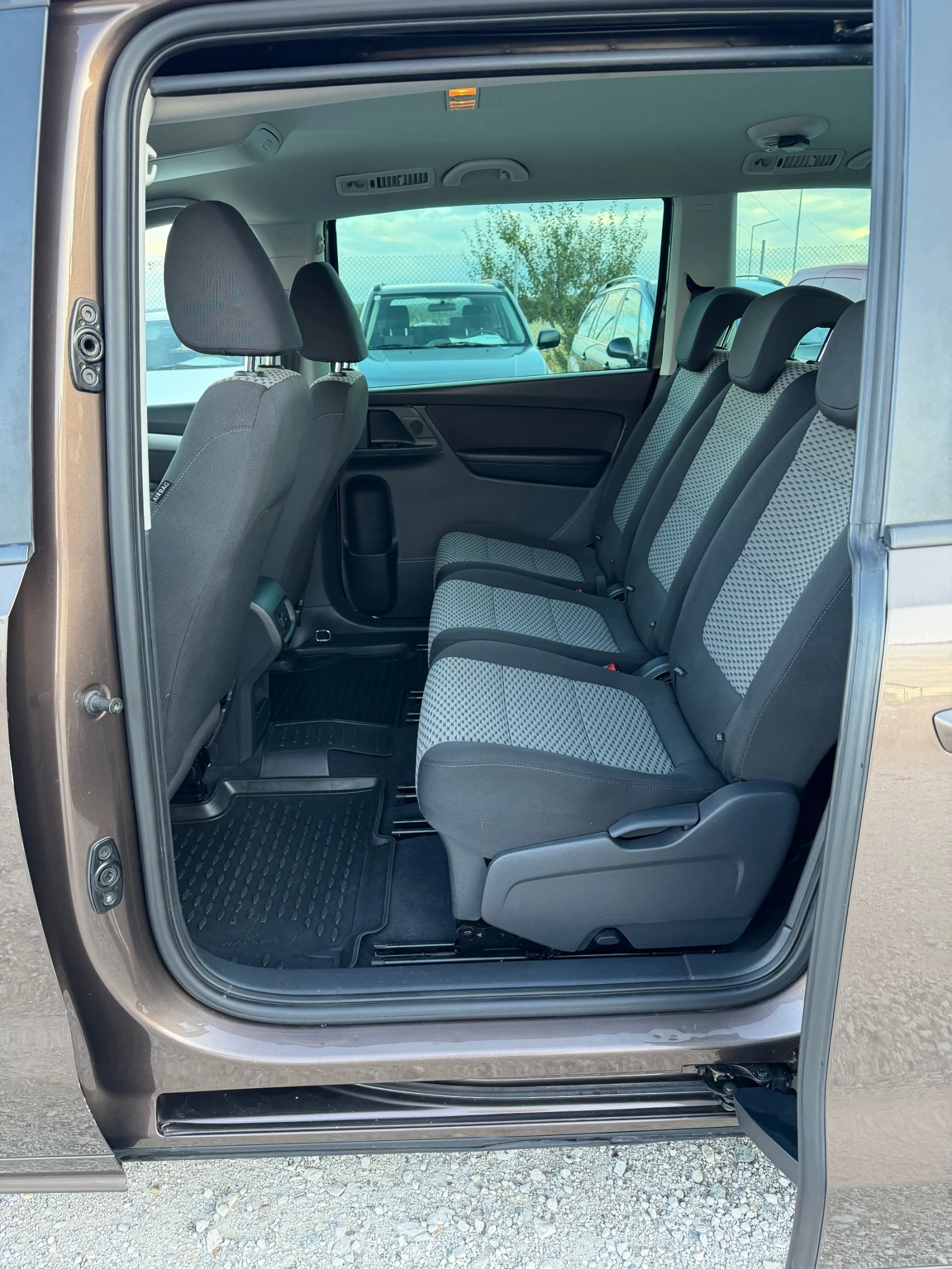 VW Sharan 2.0/140кс НАВИ КАМЕРА - изображение 10
