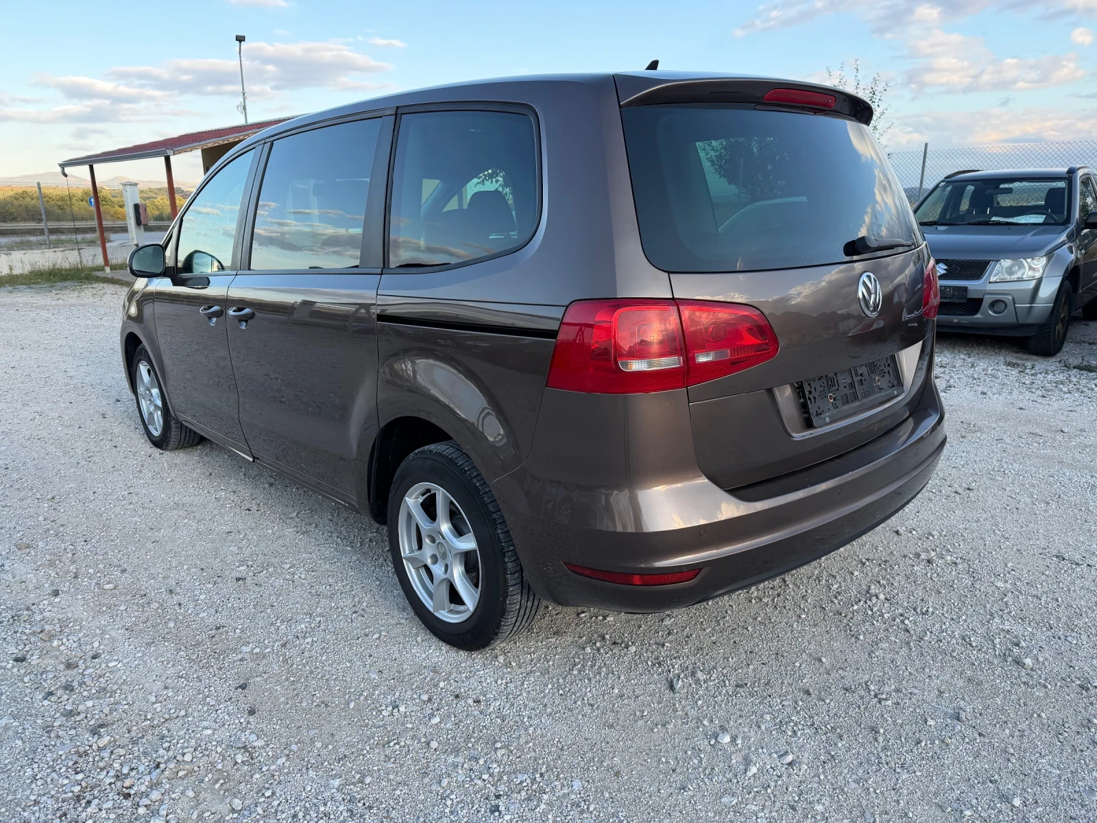 VW Sharan 2.0/140кс НАВИ КАМЕРА - изображение 5