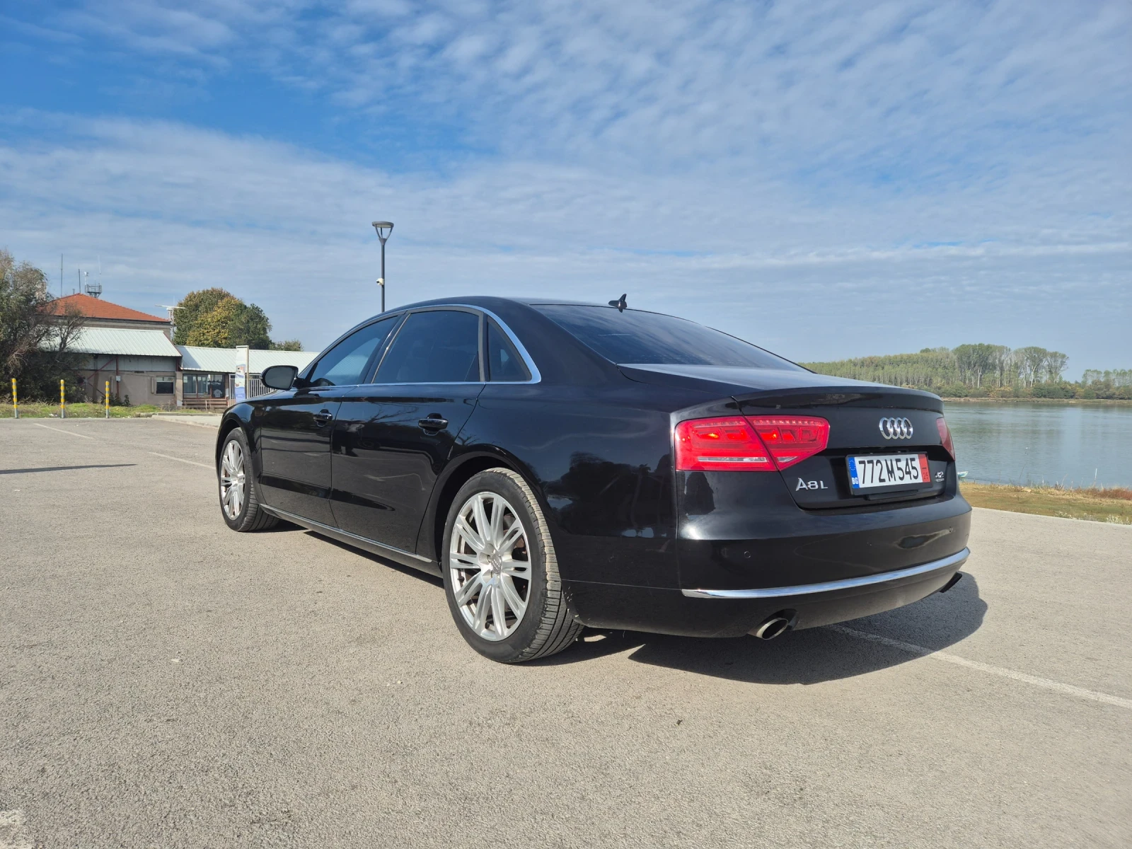 Audi A8 L 4.2 FSI - изображение 4