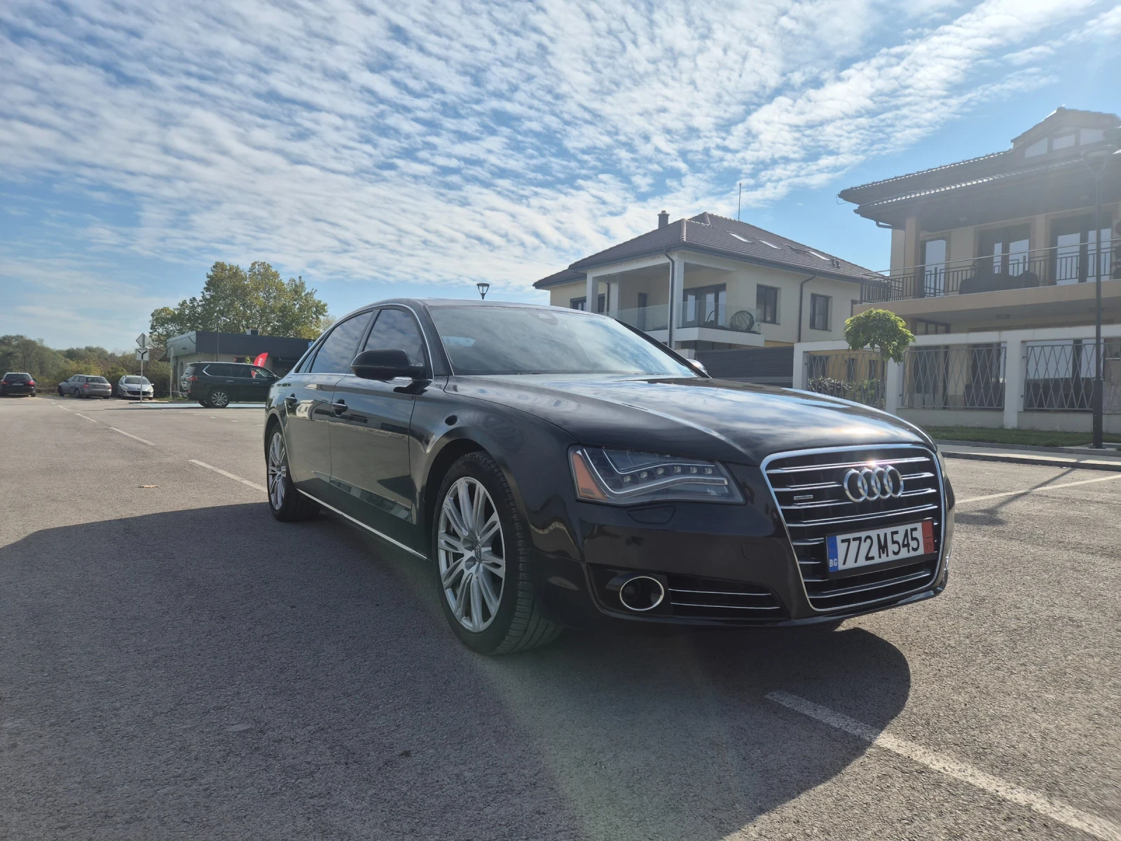 Audi A8 L 4.2 FSI - изображение 2