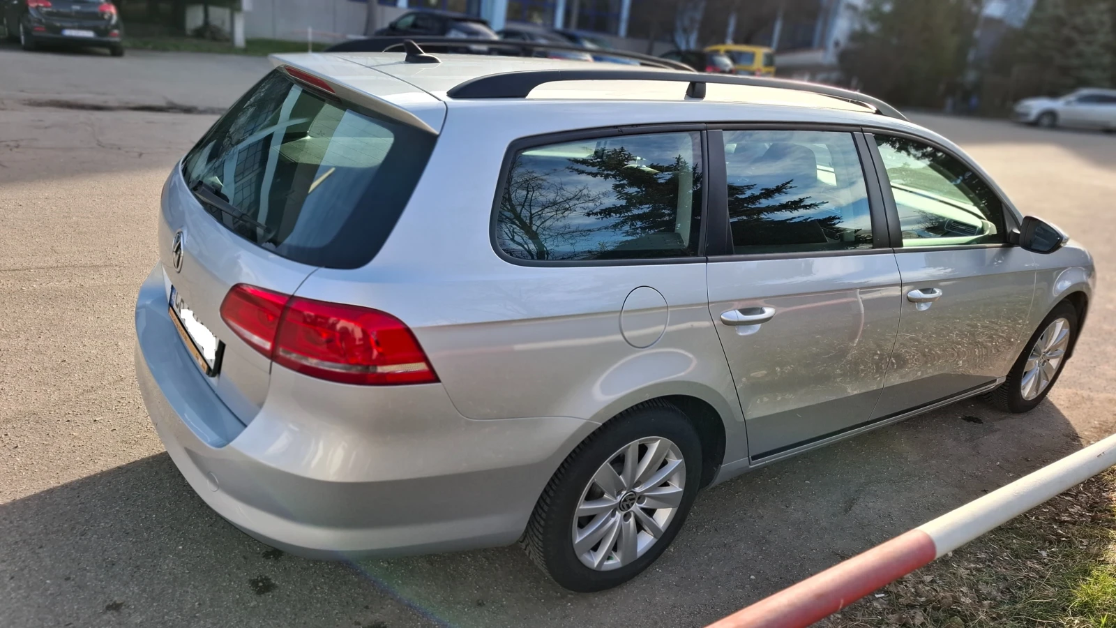 VW Passat B7 2.0TDI, снимка 6 - Автомобили и джипове - 53807045