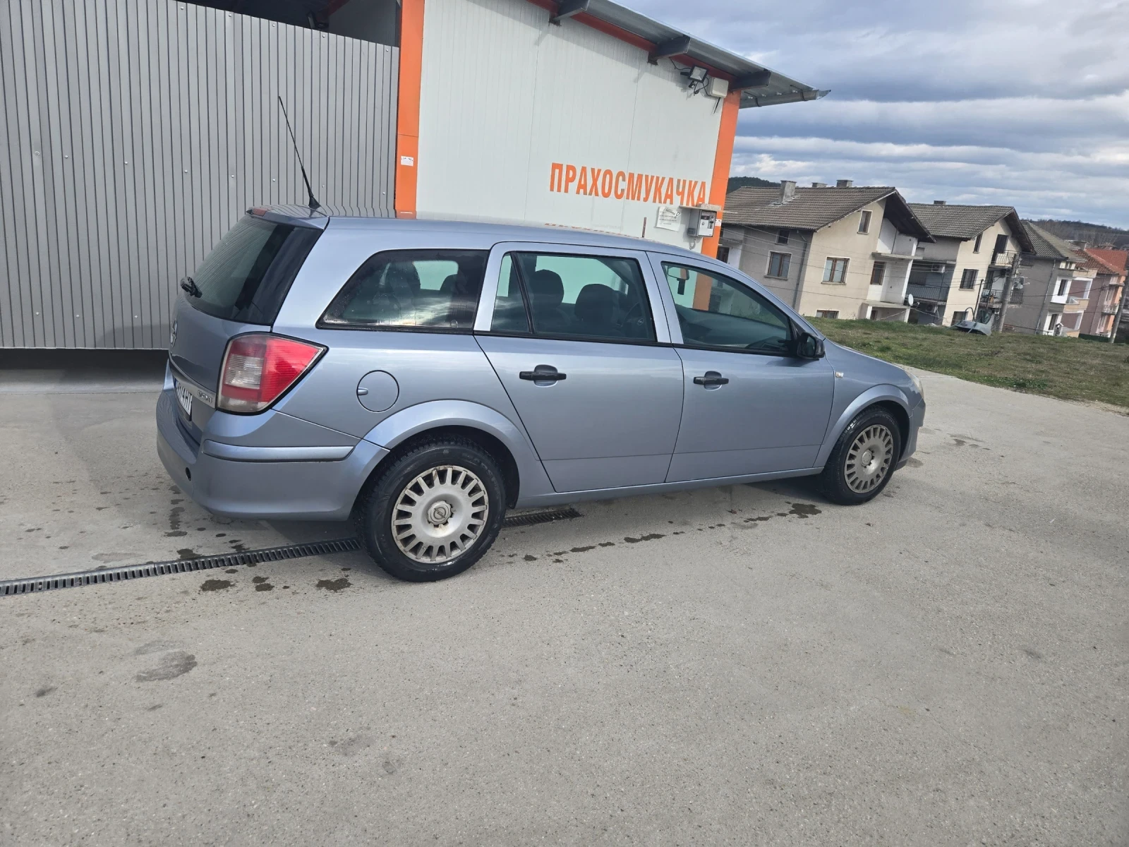 Opel Astra 1.7 - изображение 4