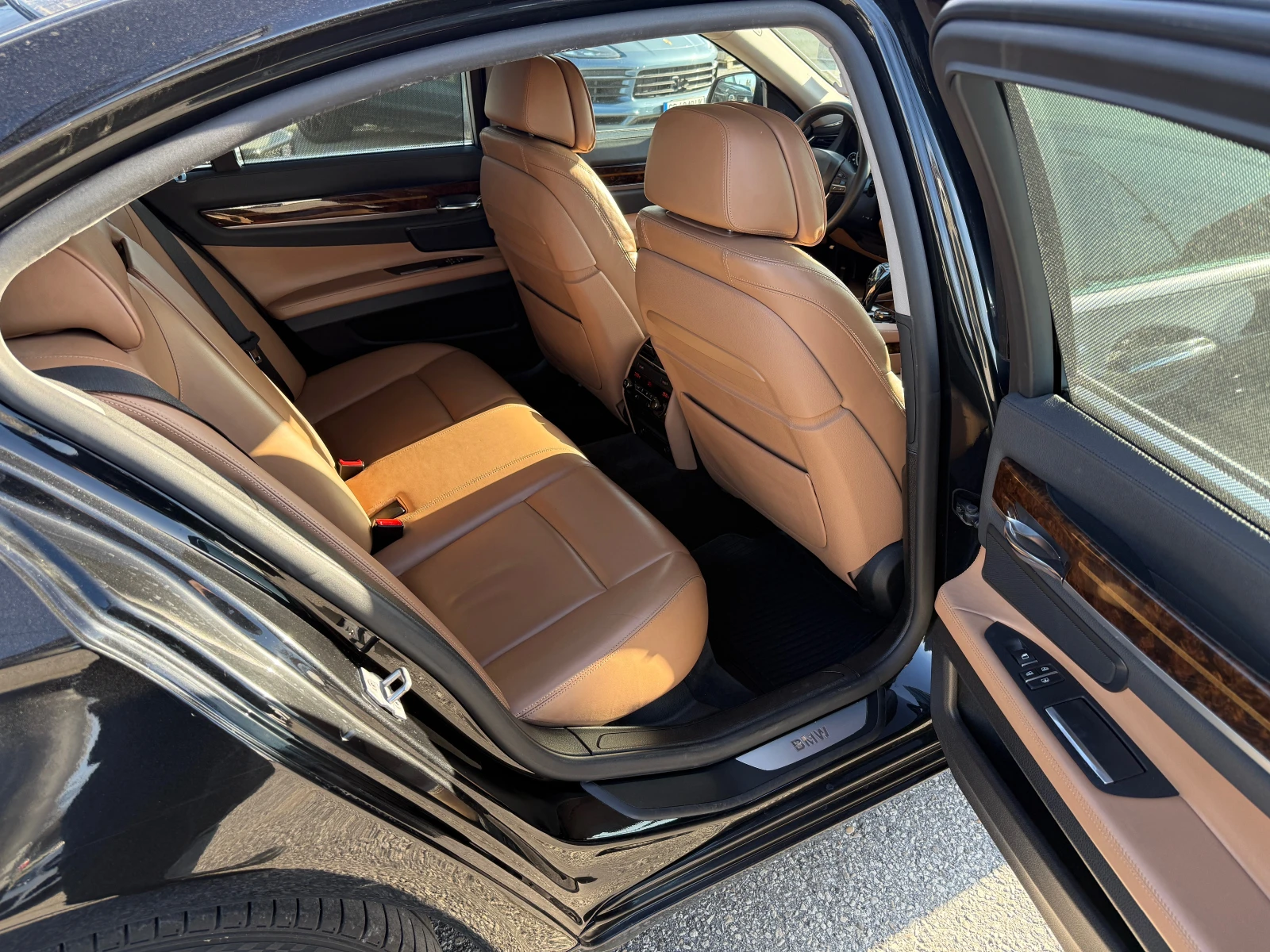 BMW 730 xD, снимка 11 - Автомобили и джипове - 53769190