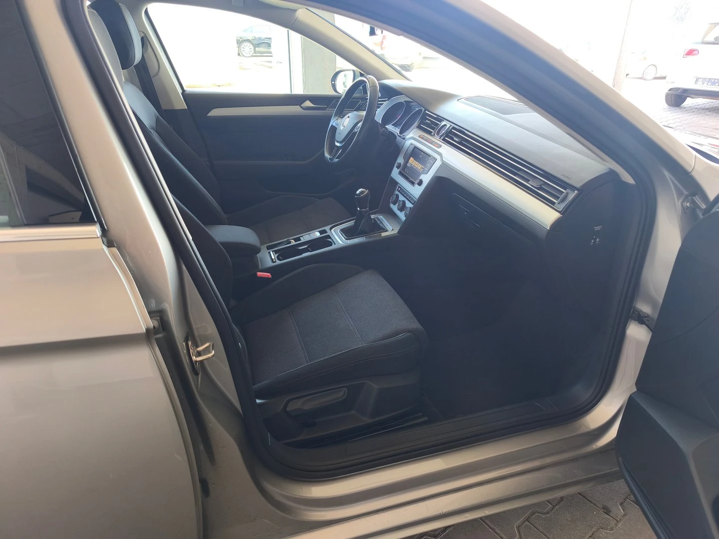 VW Passat Comfortline 2.0TDI BMT | Mobile.bg � ����������� 10