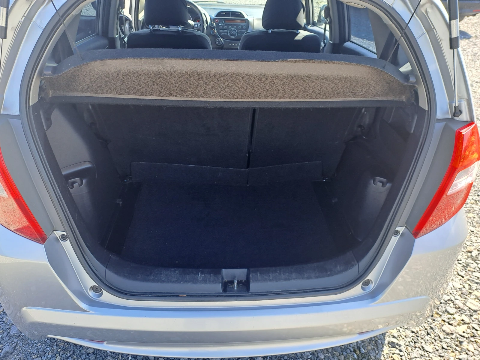 Honda Jazz 1.2i  90 k.c. EURO 5B, снимка 10 - Автомобили и джипове - 53835496