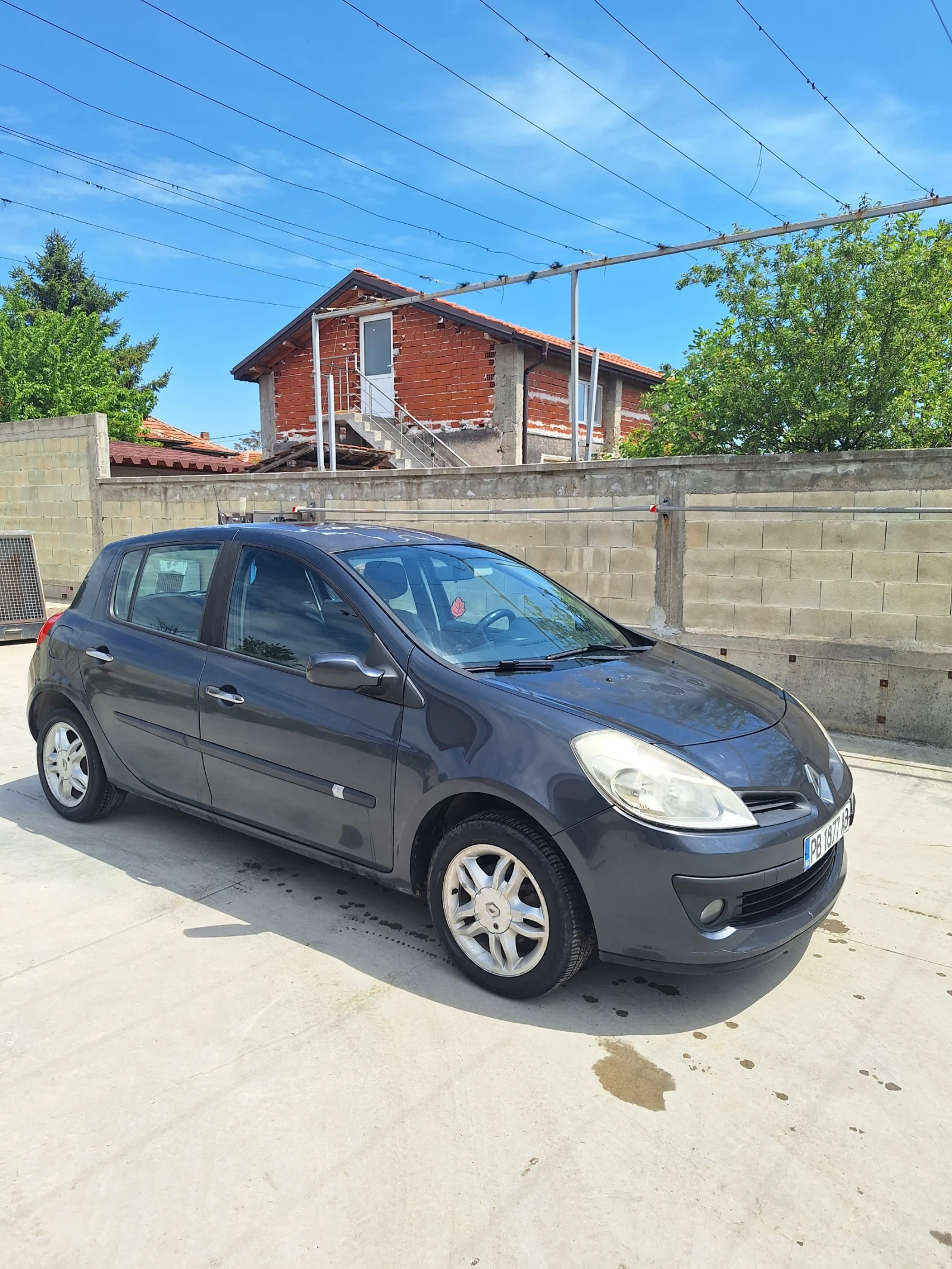 Renault Clio 1.2, снимка 3 - Автомобили и джипове - 54454299