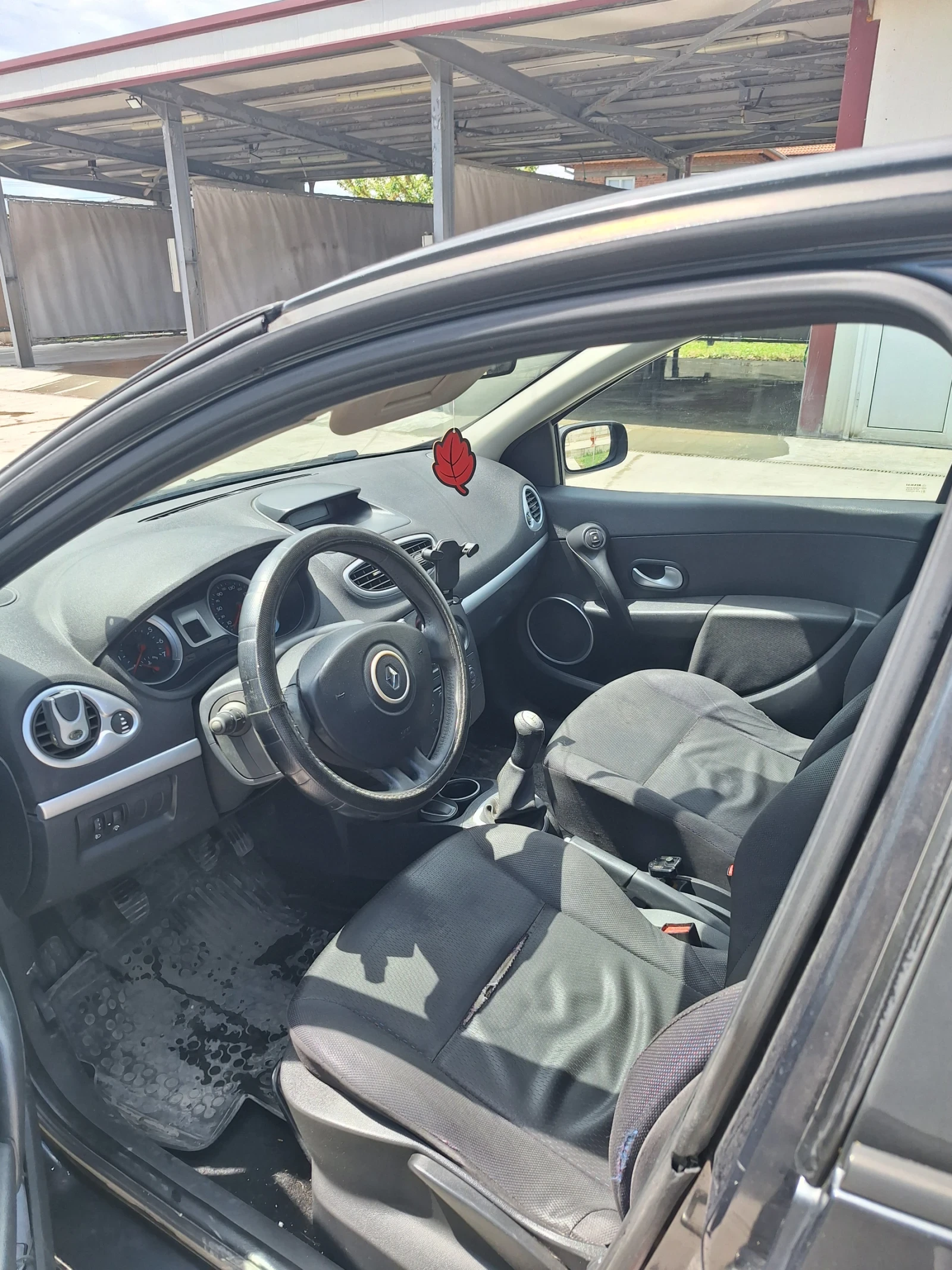 Renault Clio 1.2, снимка 13 - Автомобили и джипове - 54454299