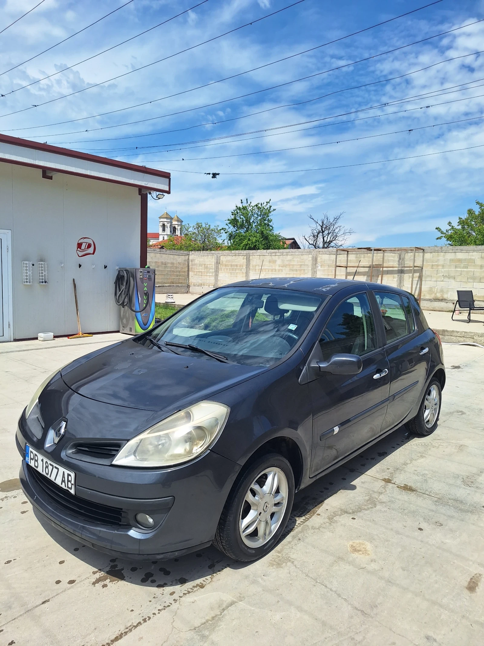 Renault Clio 1.2, снимка 2 - Автомобили и джипове - 54454299