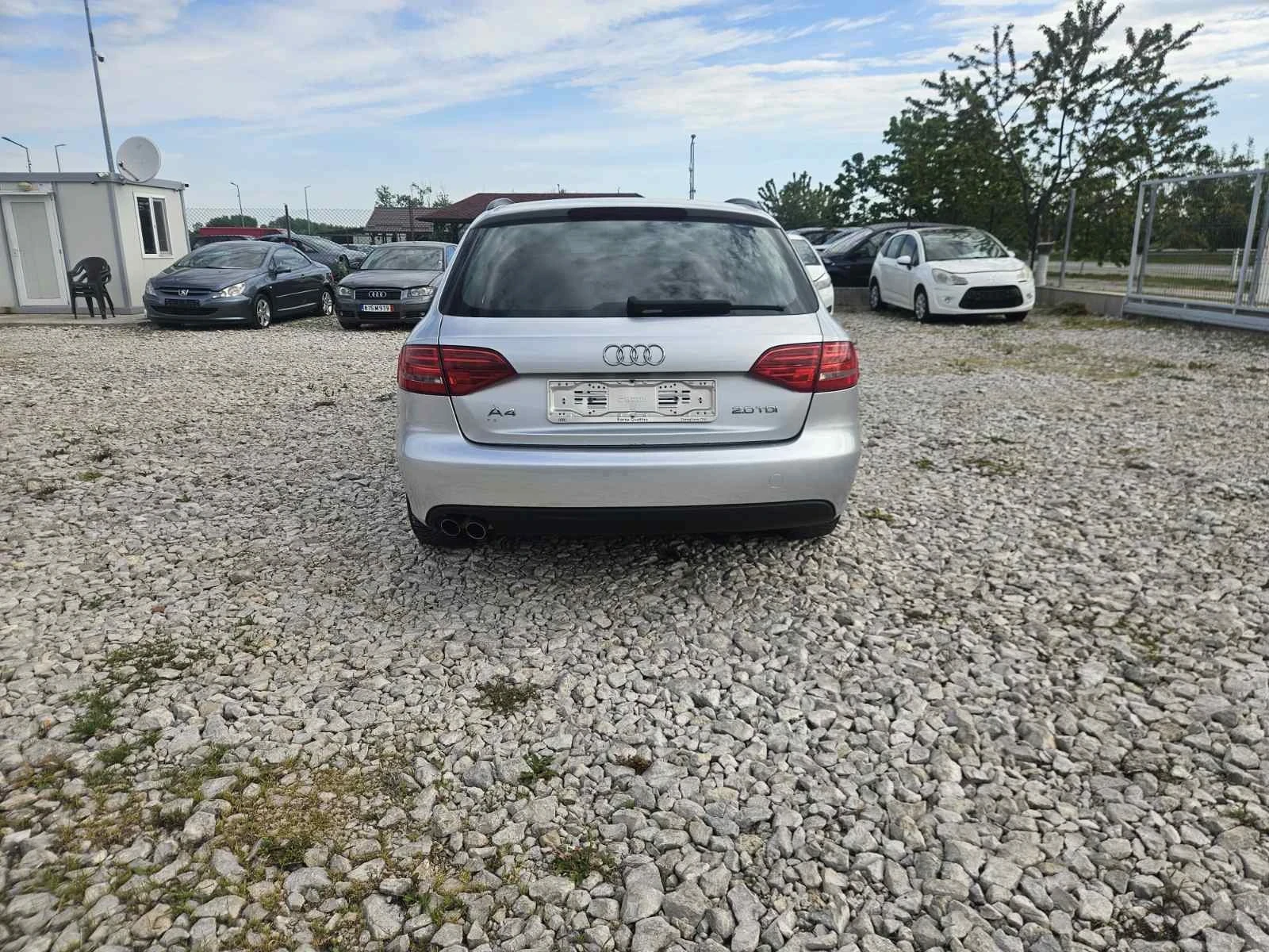 Audi A4 2.0 TDI, снимка 4 - Автомобили и джипове - 54457938