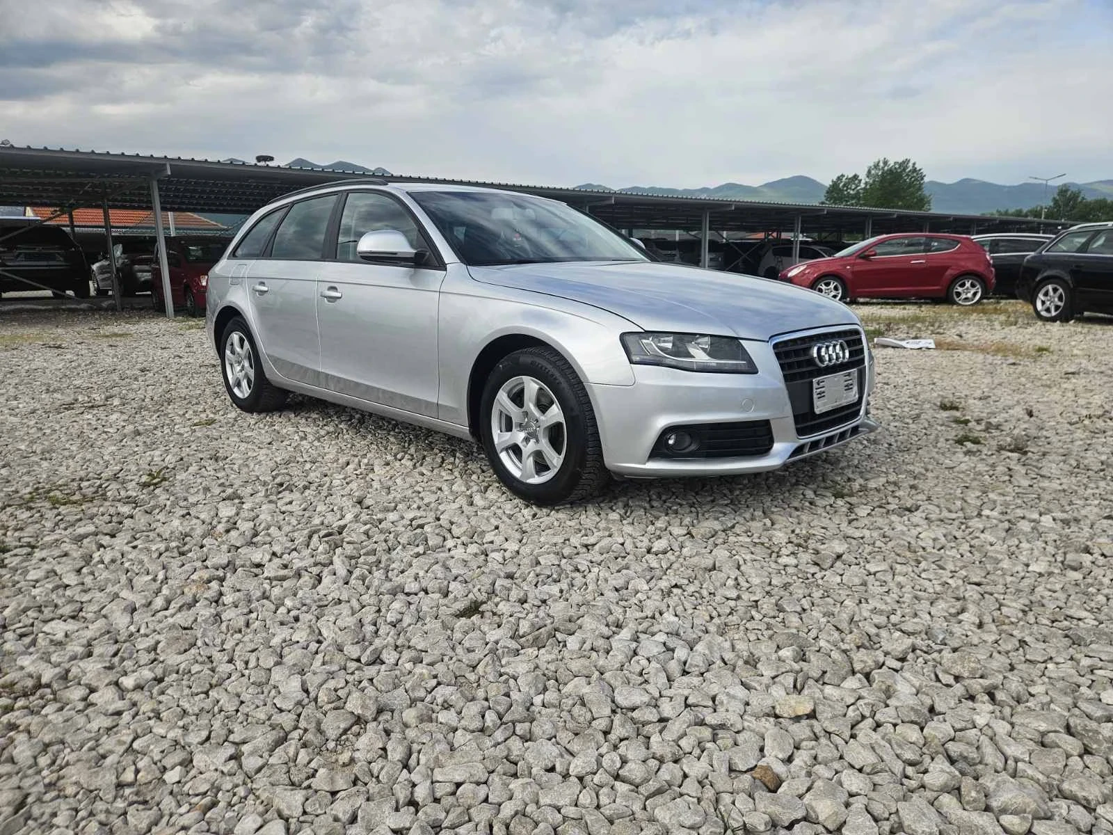 Audi A4 2.0 TDI, снимка 7 - Автомобили и джипове - 54457938