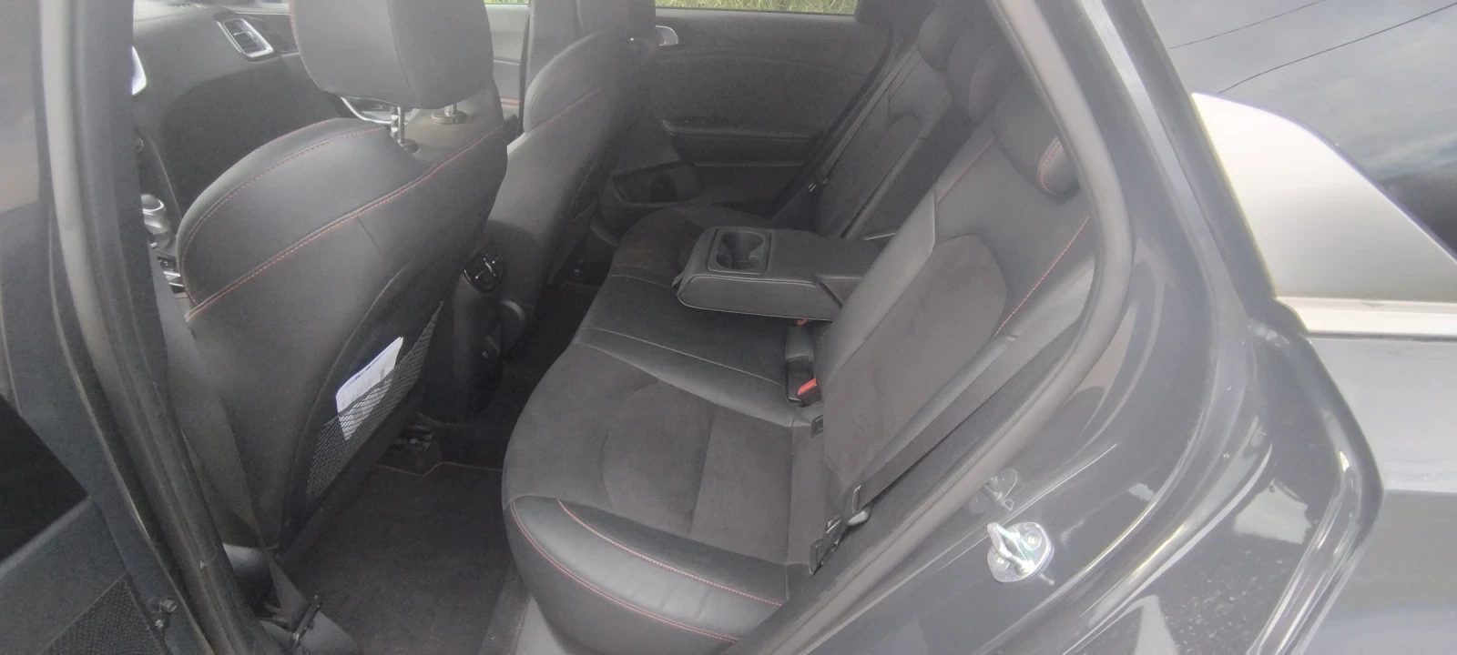 Kia Ceed Kia ProCeed GT 204 �.�.| ��������| �������� | Mobile.bg � ����������� 12