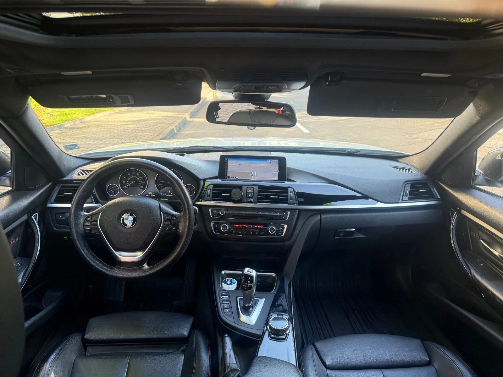 BMW 328 FULL, KEYLESS LINE CHANGE, BLIND SPOT, 360, HIFi, , снимка 9 - Автомобили и джипове - 54842186