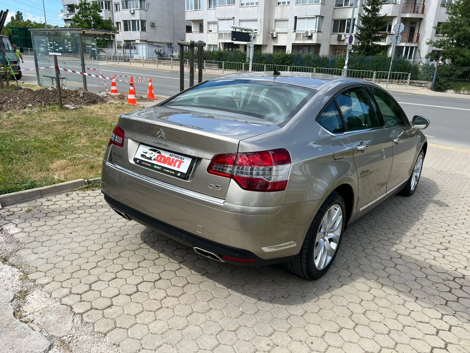 Citroen C5 2.2HDi/AVTOMAT, снимка 4 - Автомобили и джипове - 54976799
