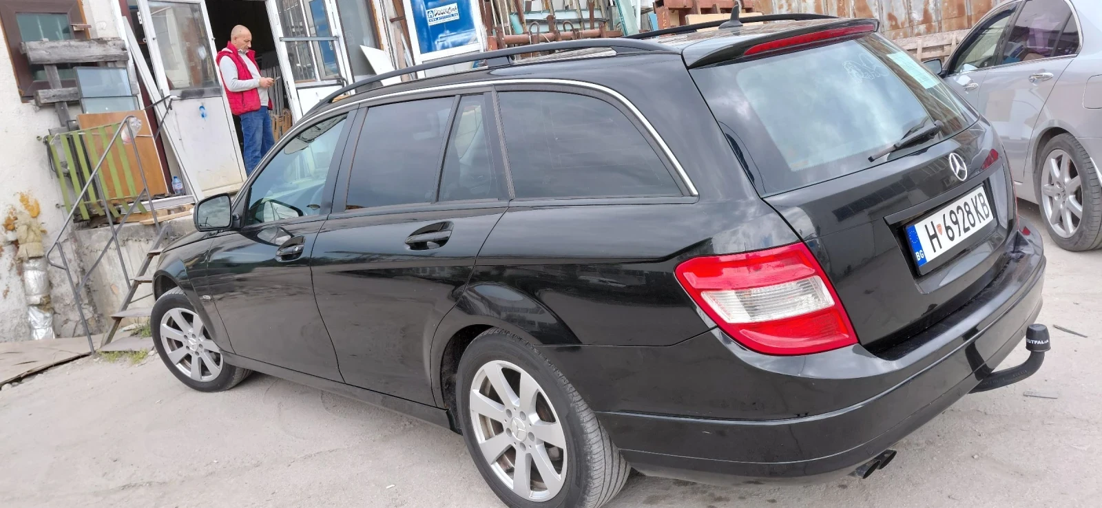 Mercedes-Benz C 220 CDI 136k, снимка 2 - Автомобили и джипове - 55002396