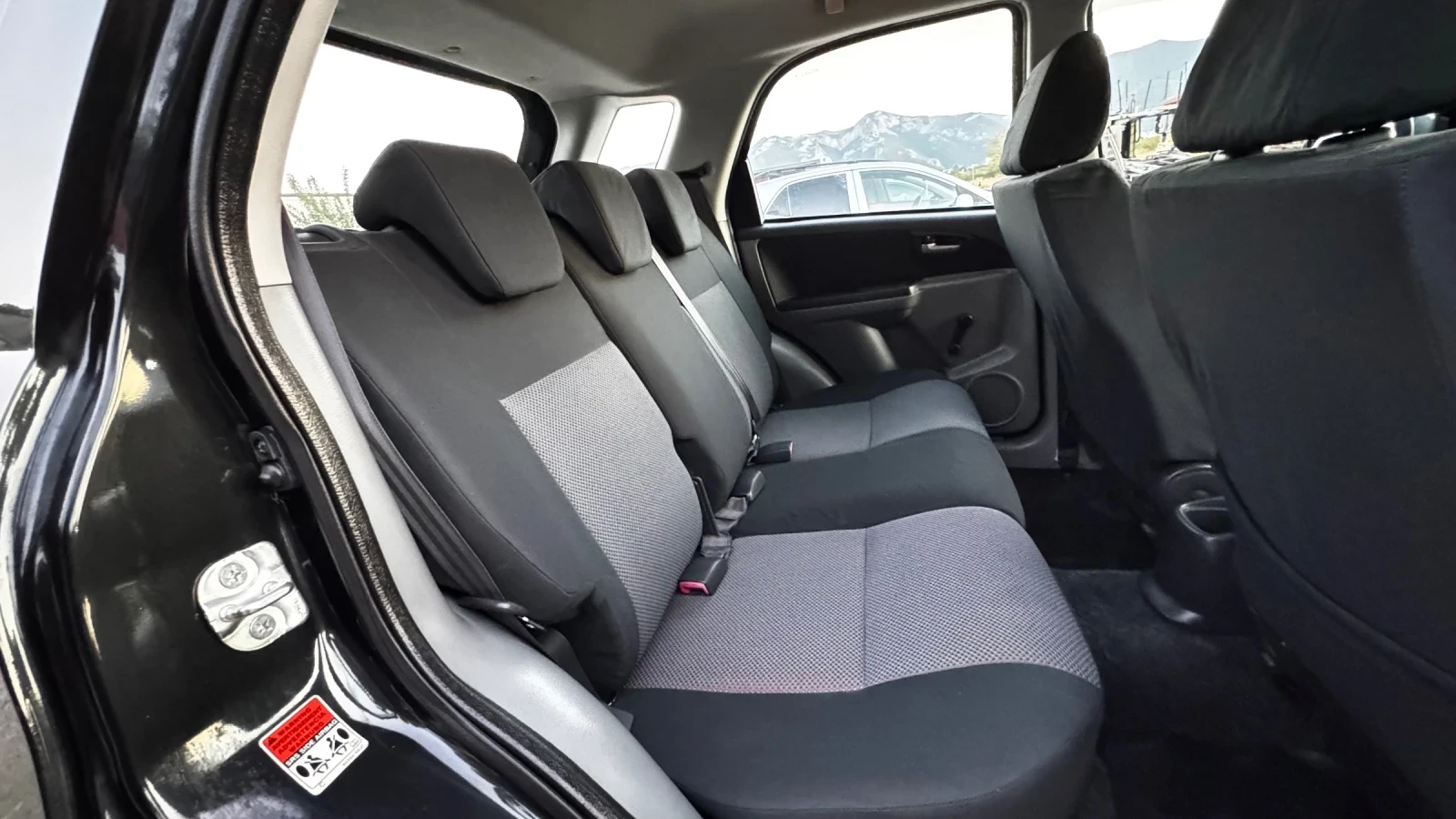 Suzuki SX4 1.9 120к.с. 123000 км ИТАЛИЯ , снимка 12 - Автомобили и джипове - 55675295